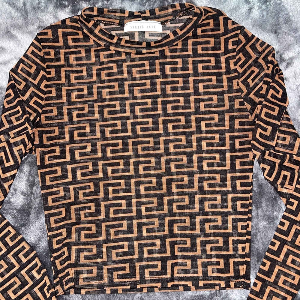 Long sleeve top